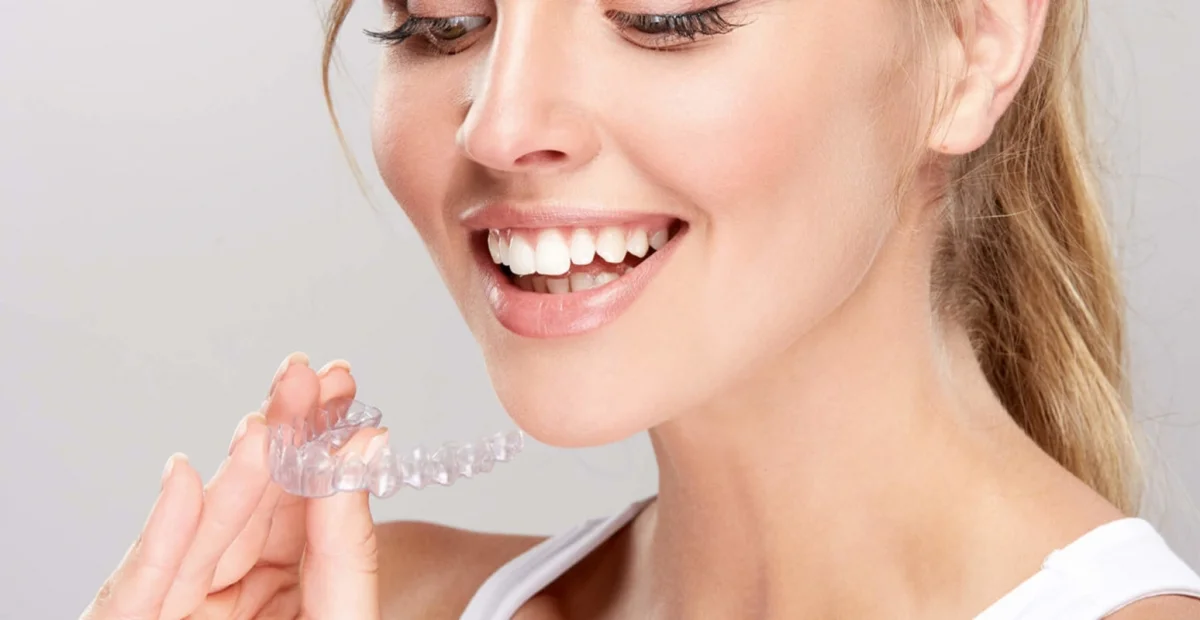Şeffaf Plak Tedavisi